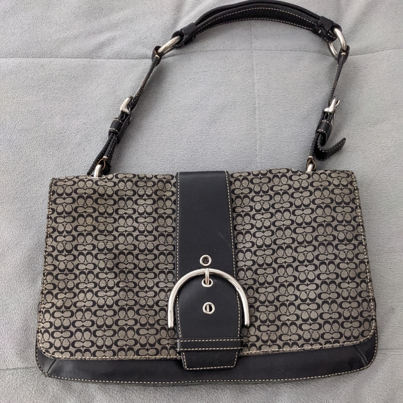 Coach Mini C Signature Small Purse - Picture 1 of 2